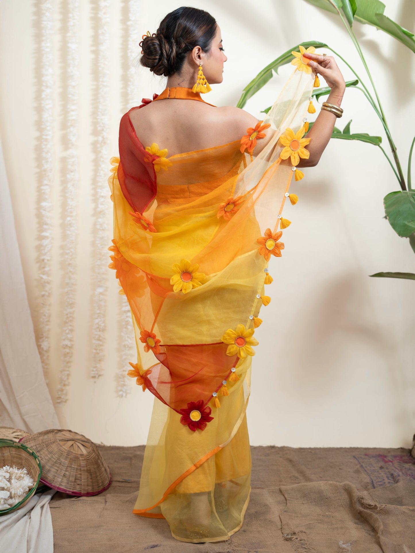 Surajmukhi Saree