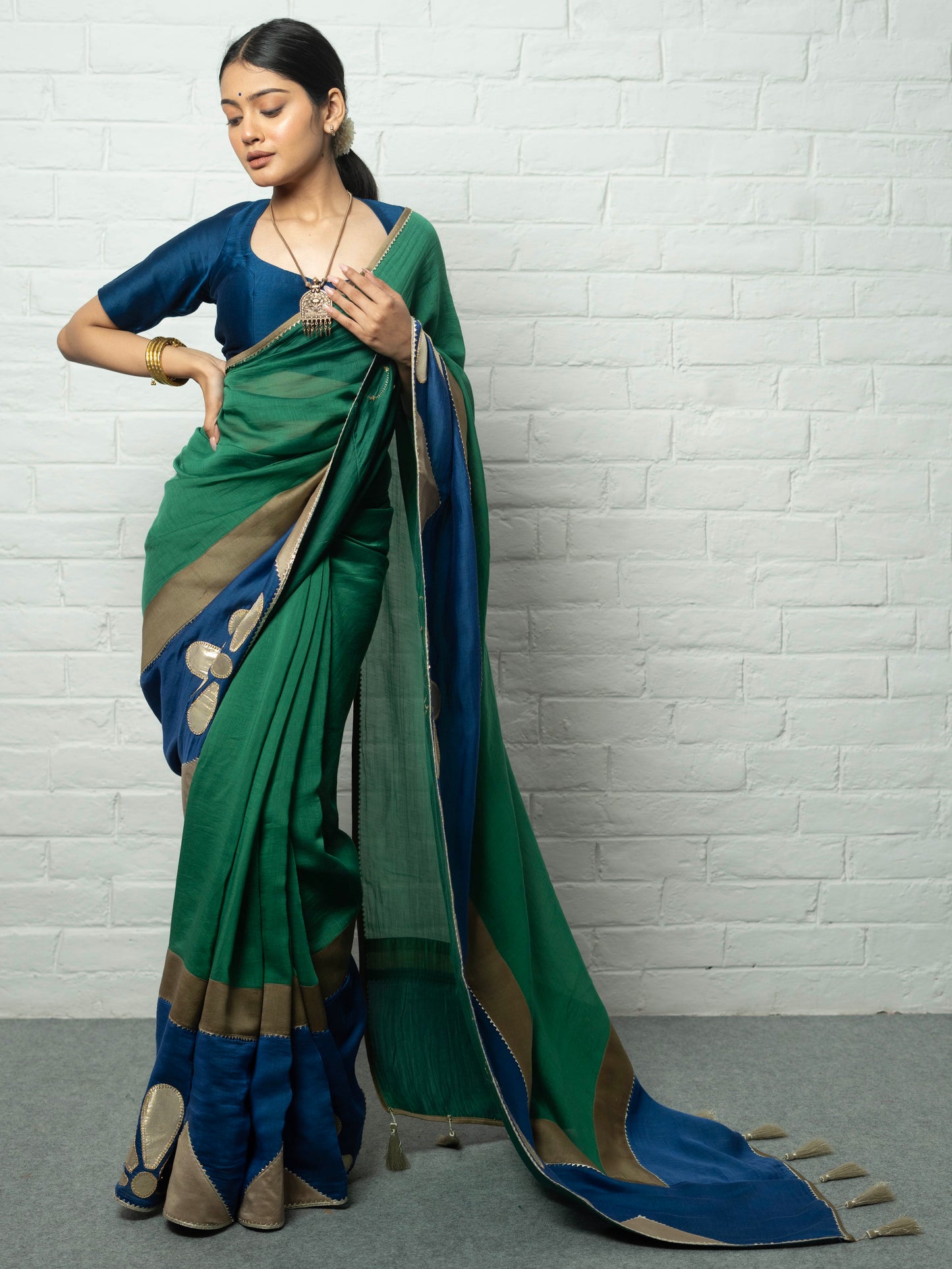 Umrao Saree
