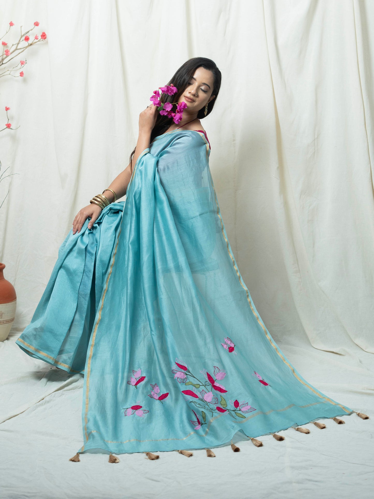 Siyaali Saree