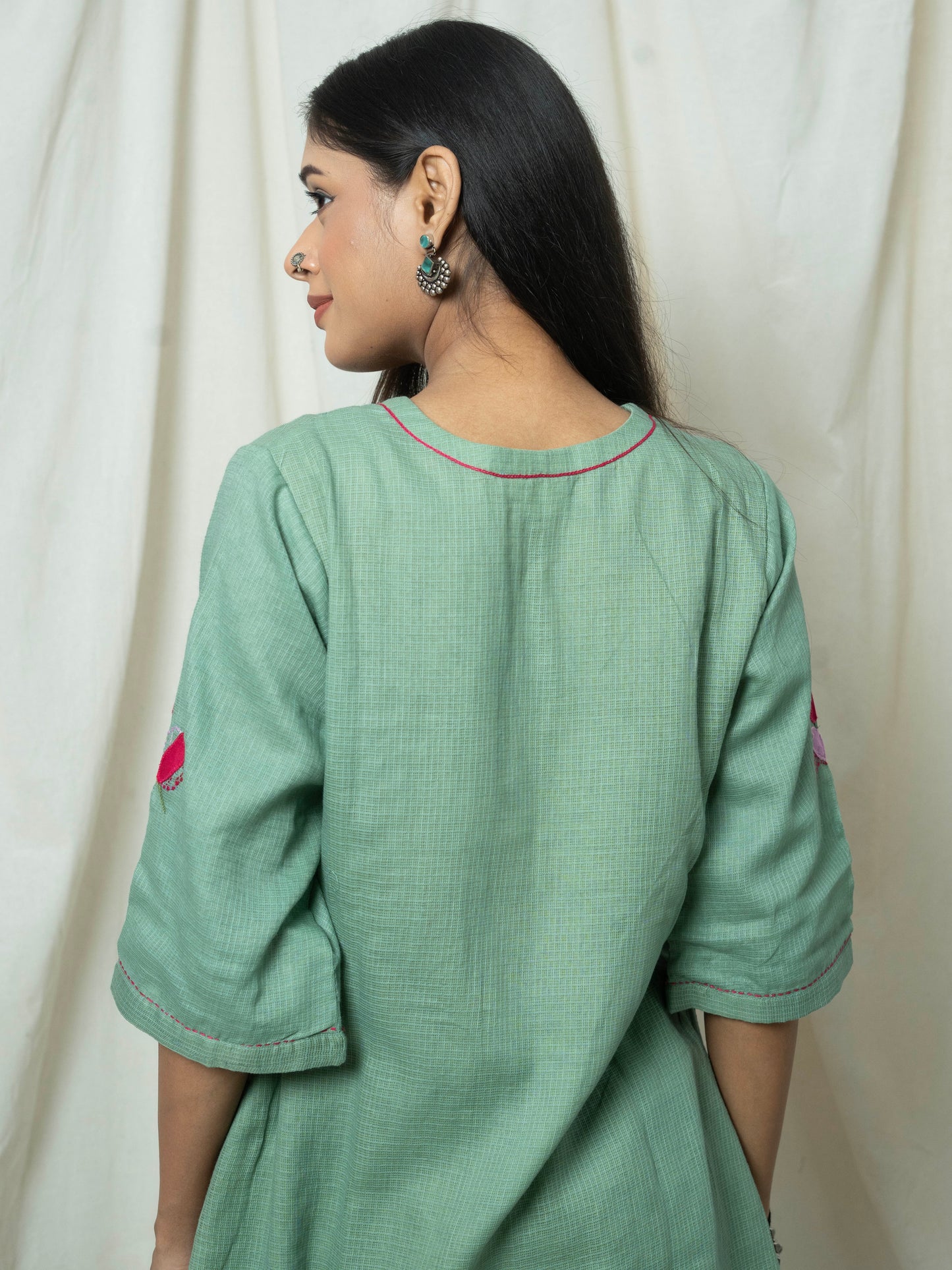 Kritika Kurta Set