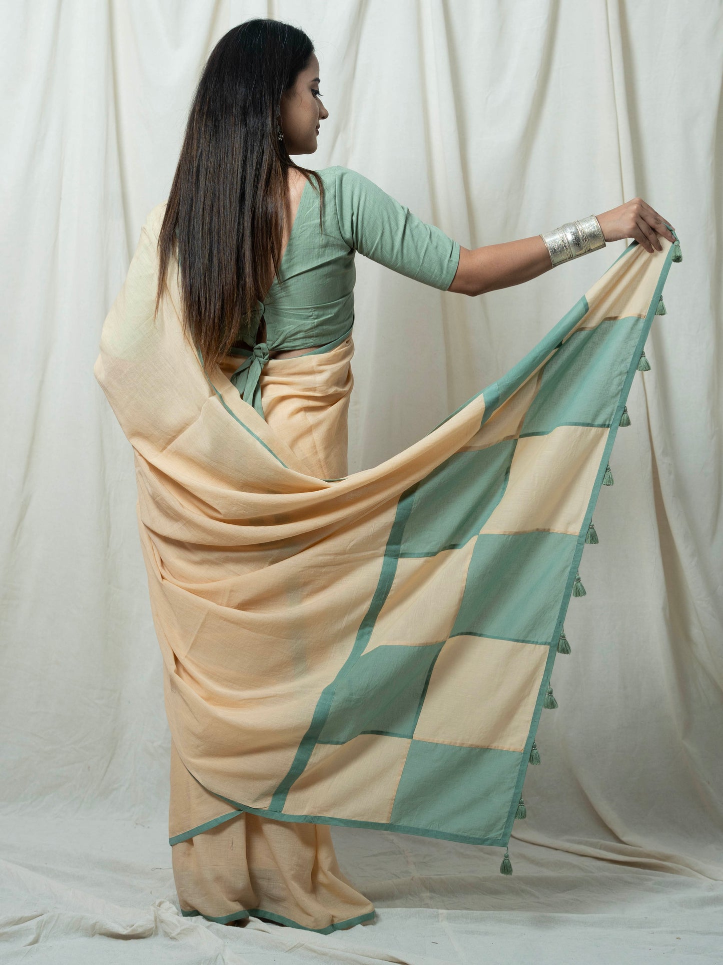 Sasha Saree
