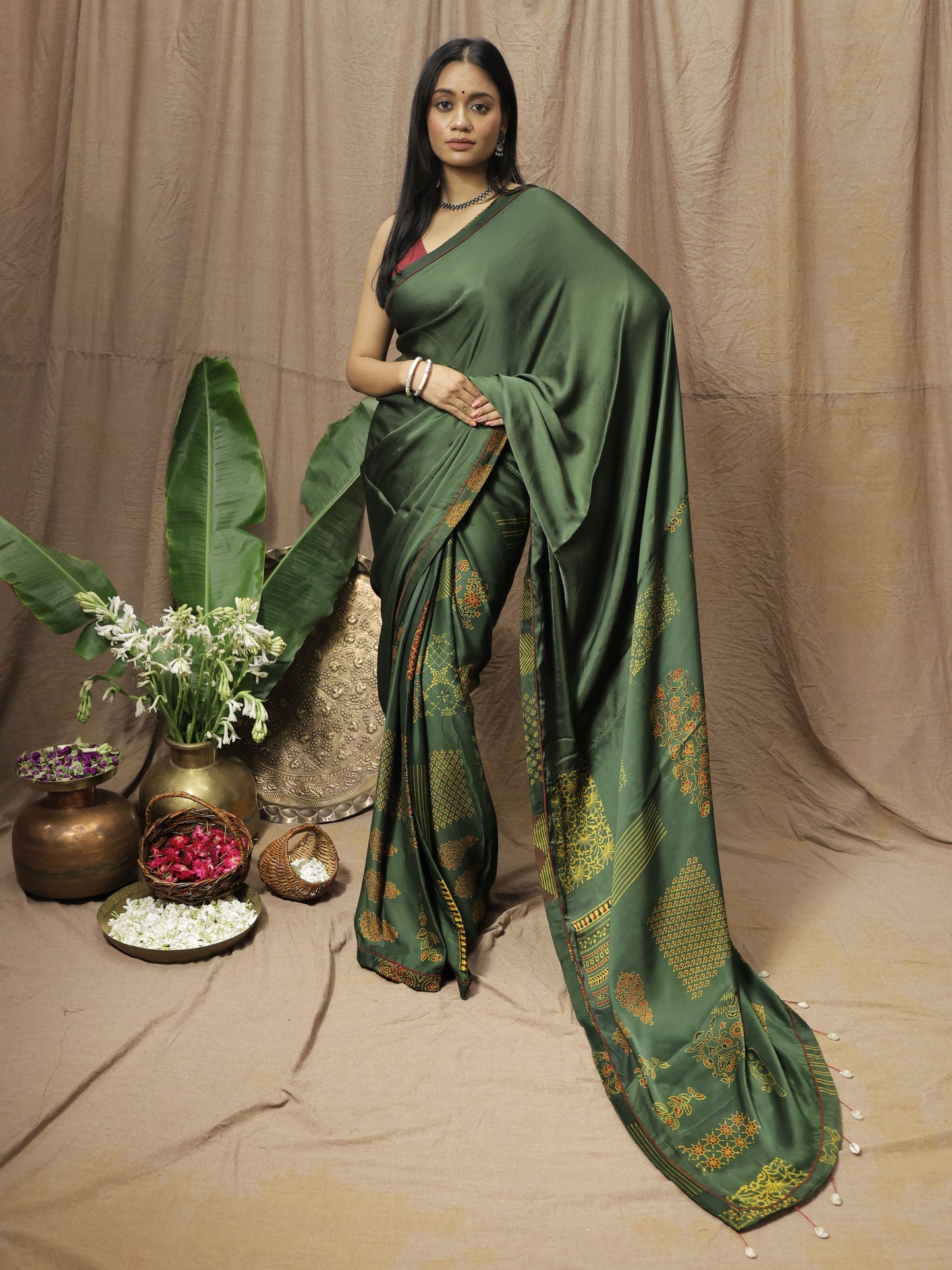 Shamita Saree