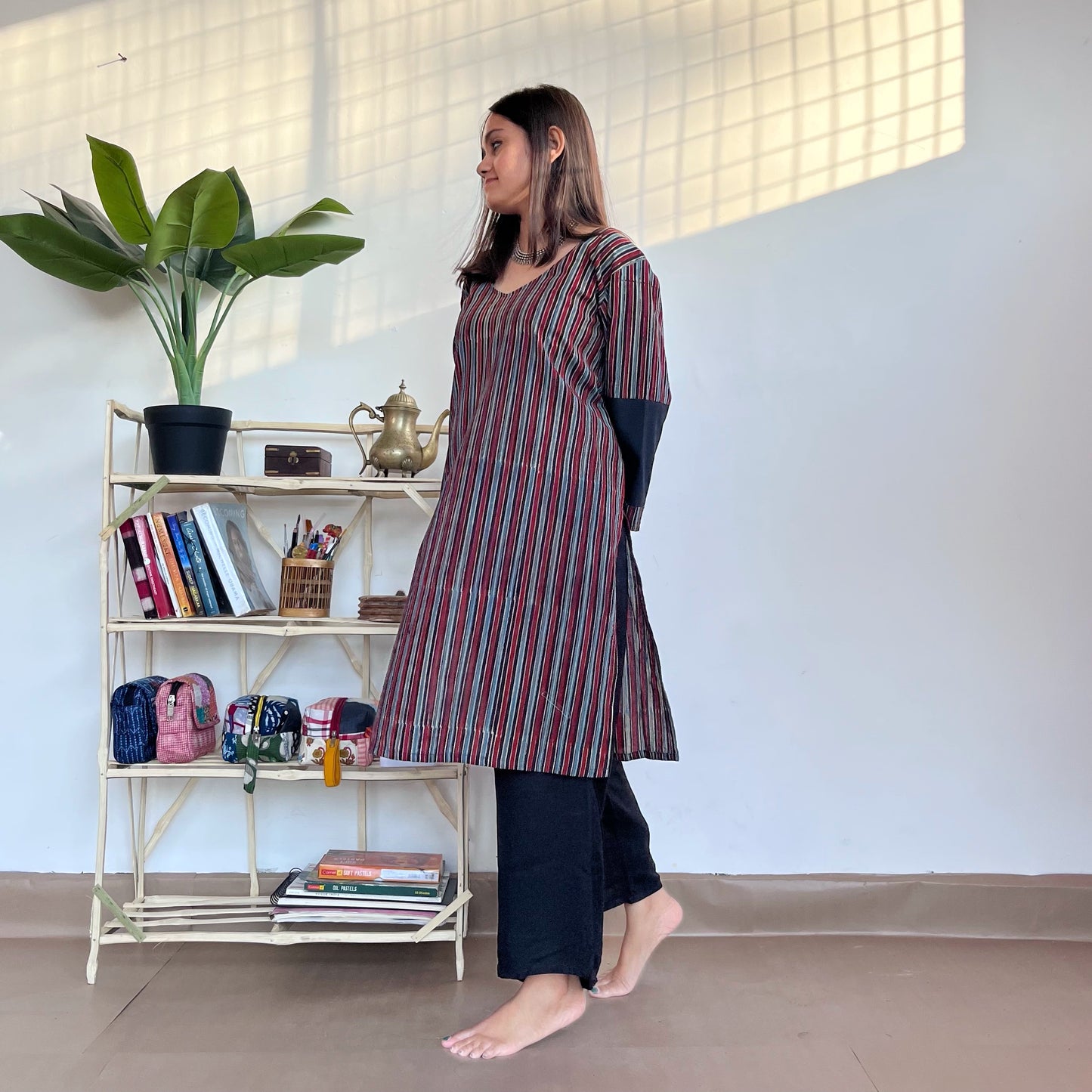 Lihaaz Kurti