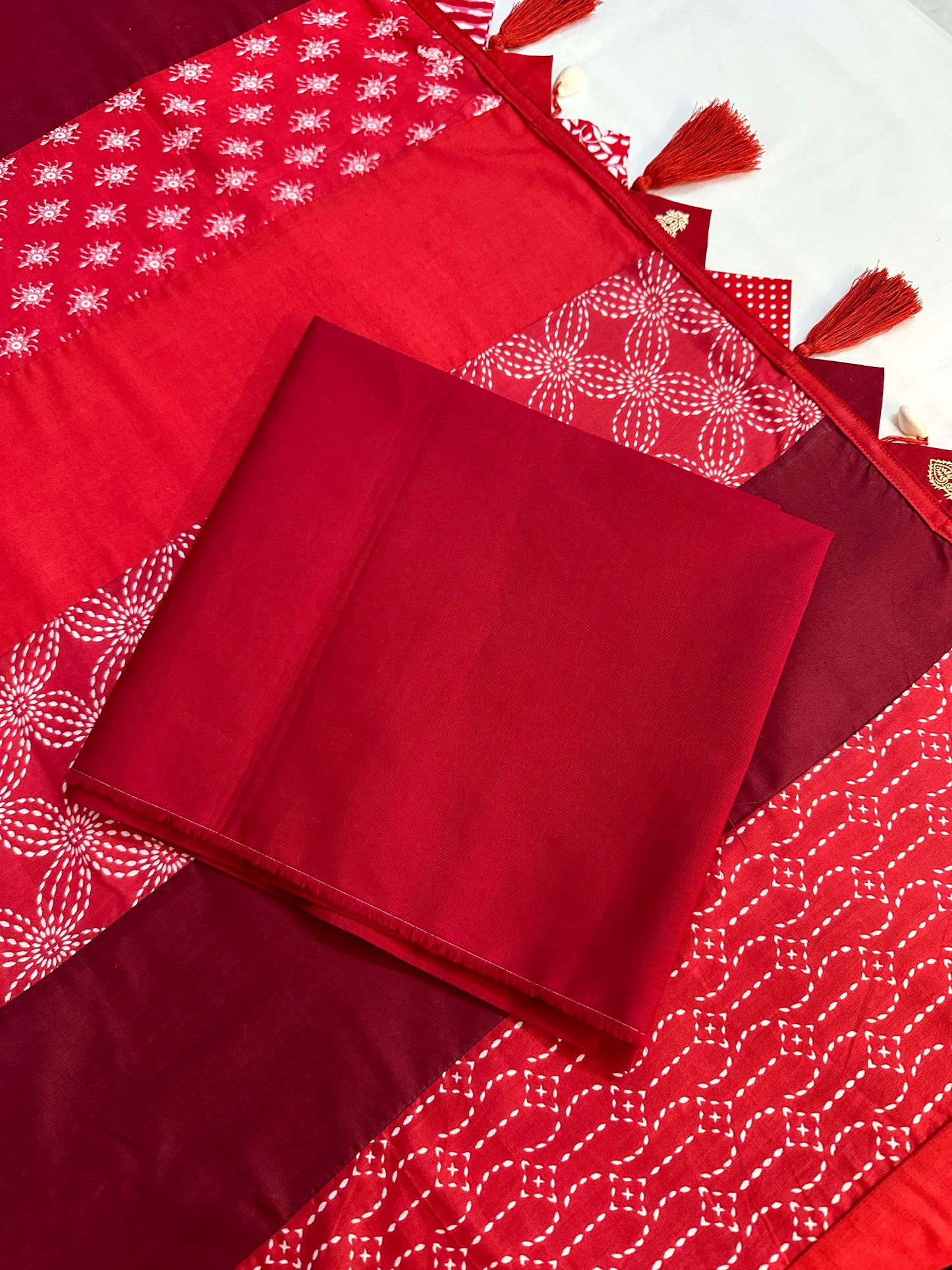 अतरंगी Saree - Red Elegance