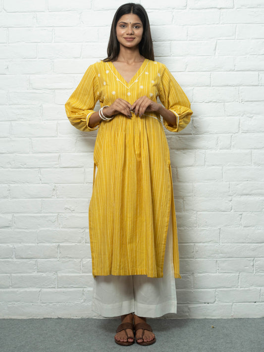 Rekh Kurta Set