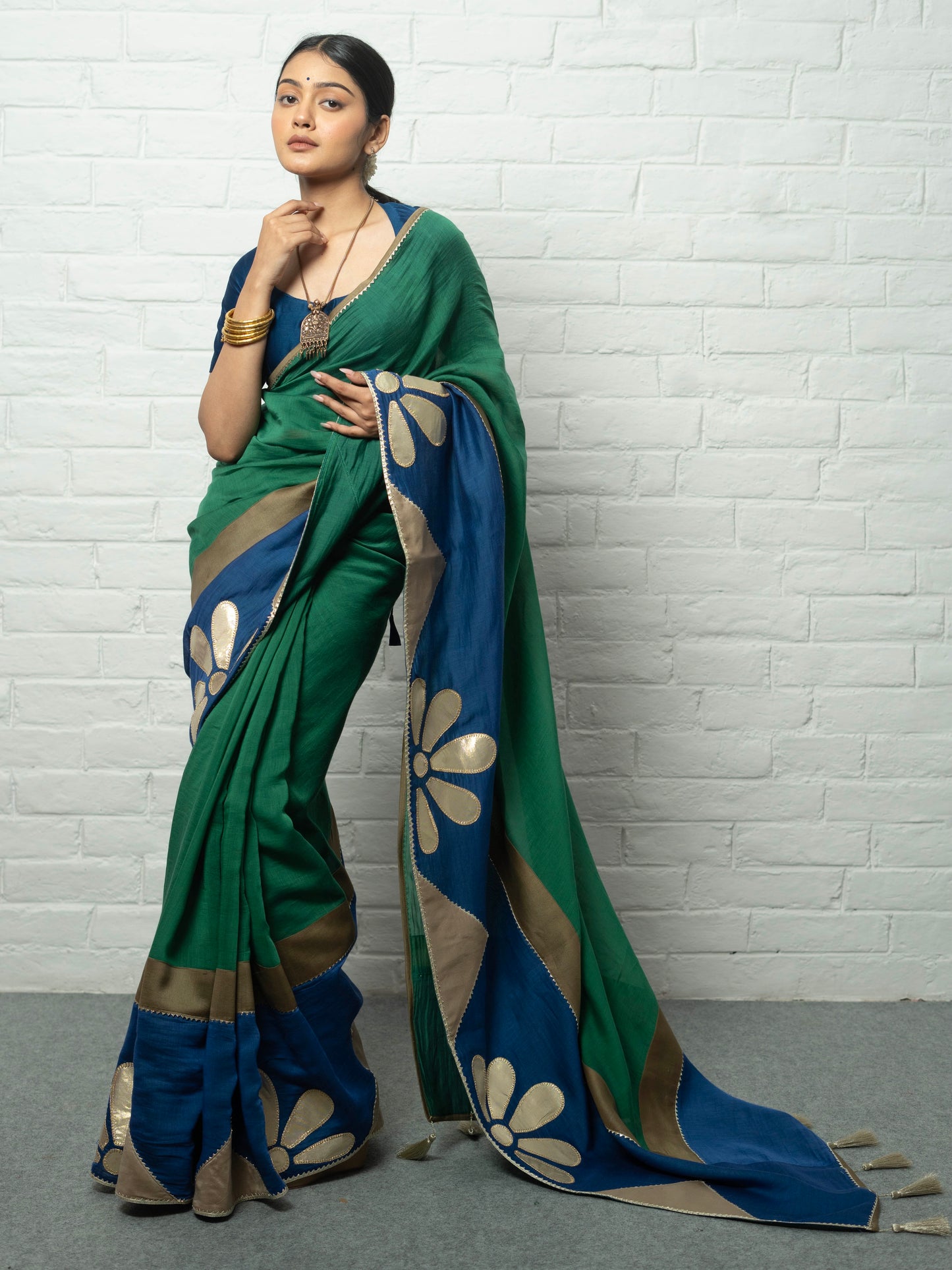 Umrao Saree