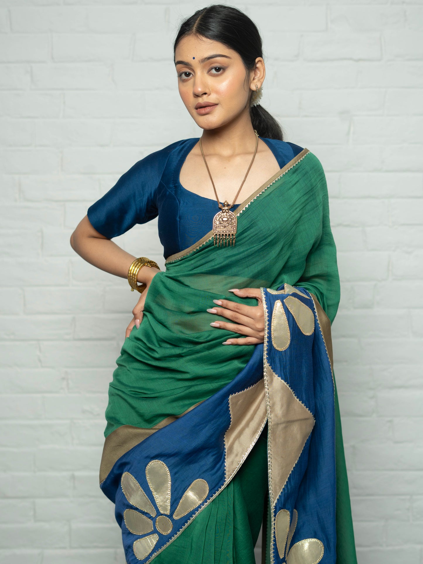 Umrao Saree