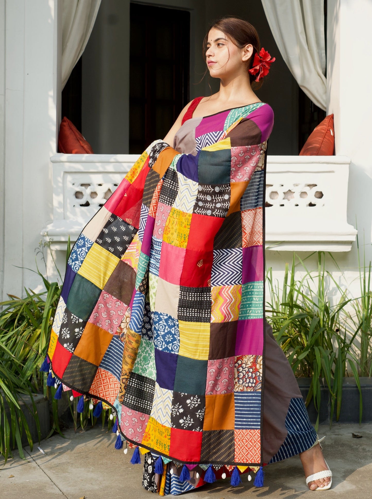 अतरंगी Saree - Gray