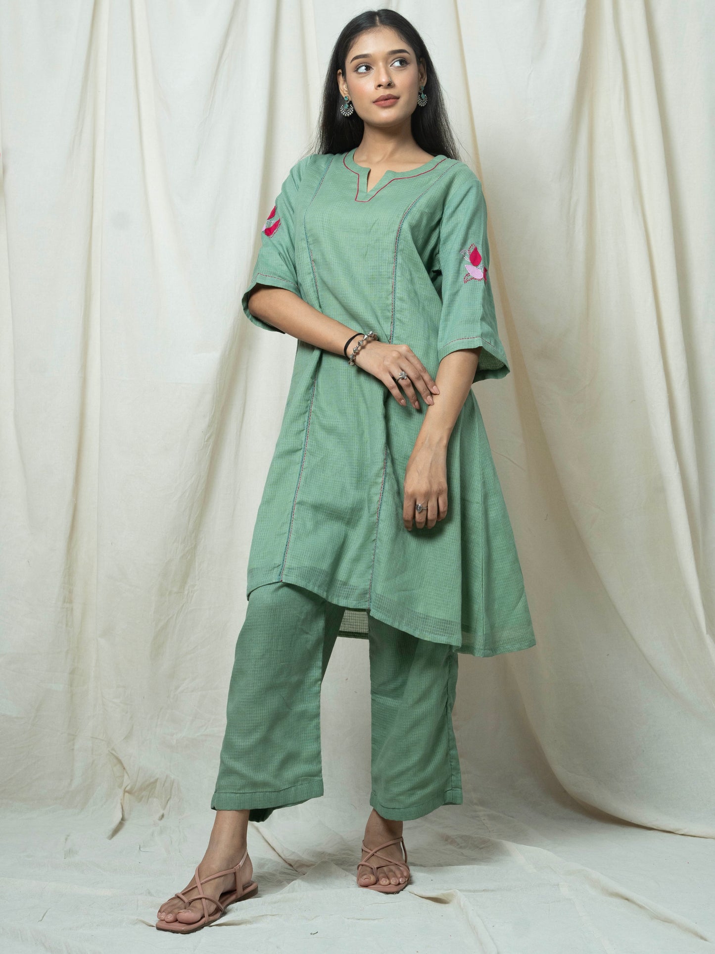 Kritika Kurta Set