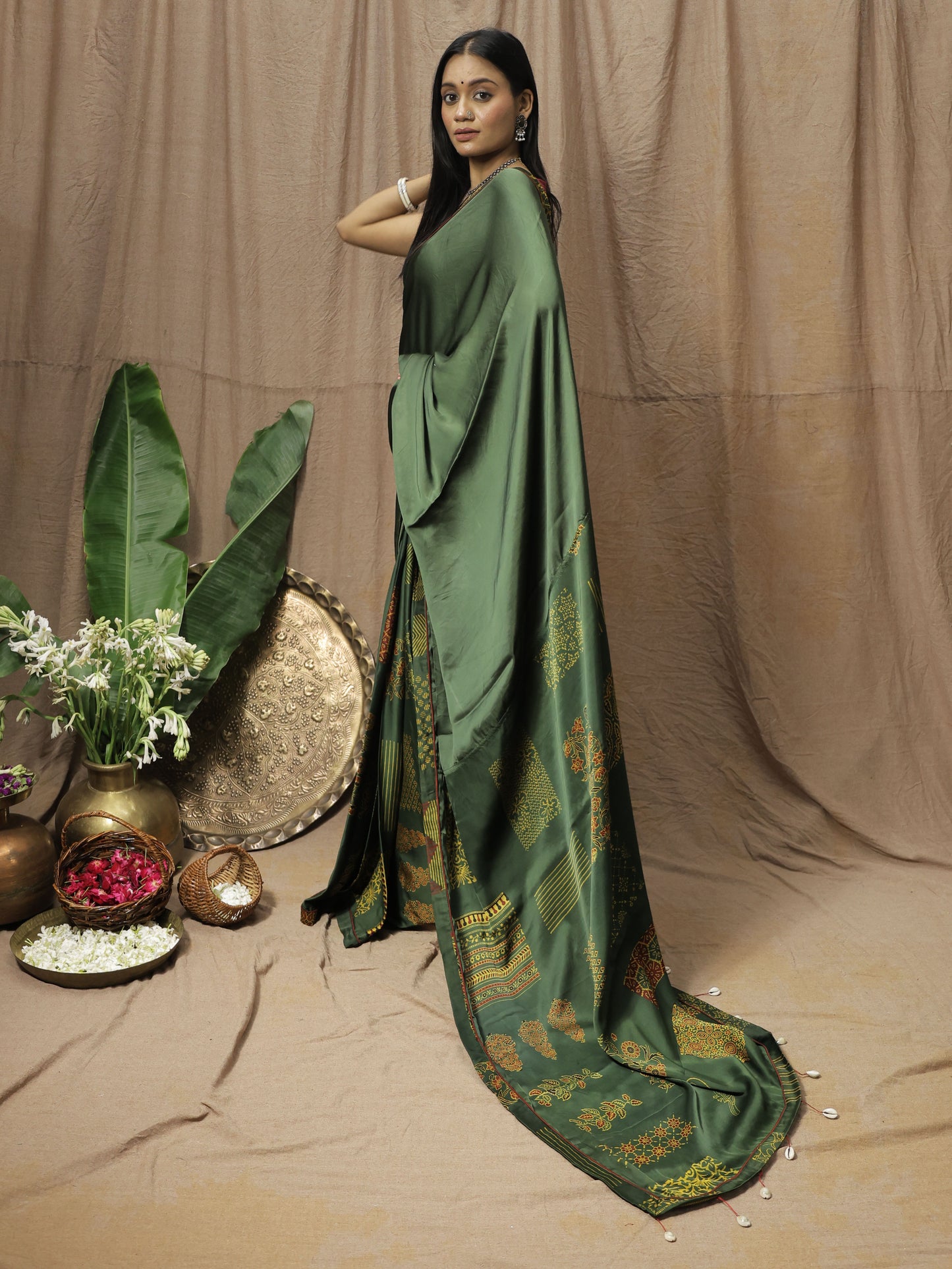 Shamita Saree