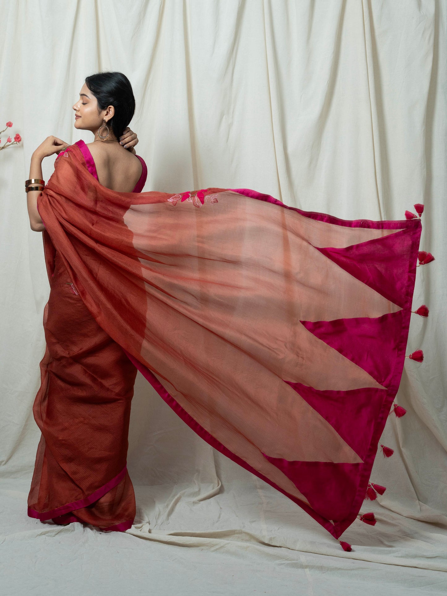 Kumud Saree