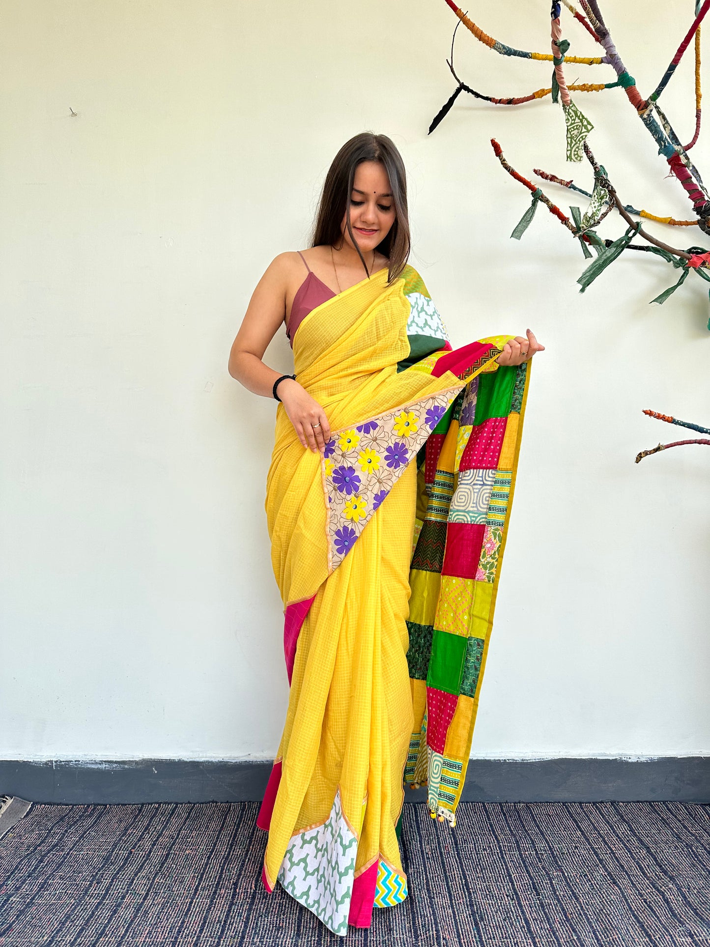 अतरंगी Saree Yellow